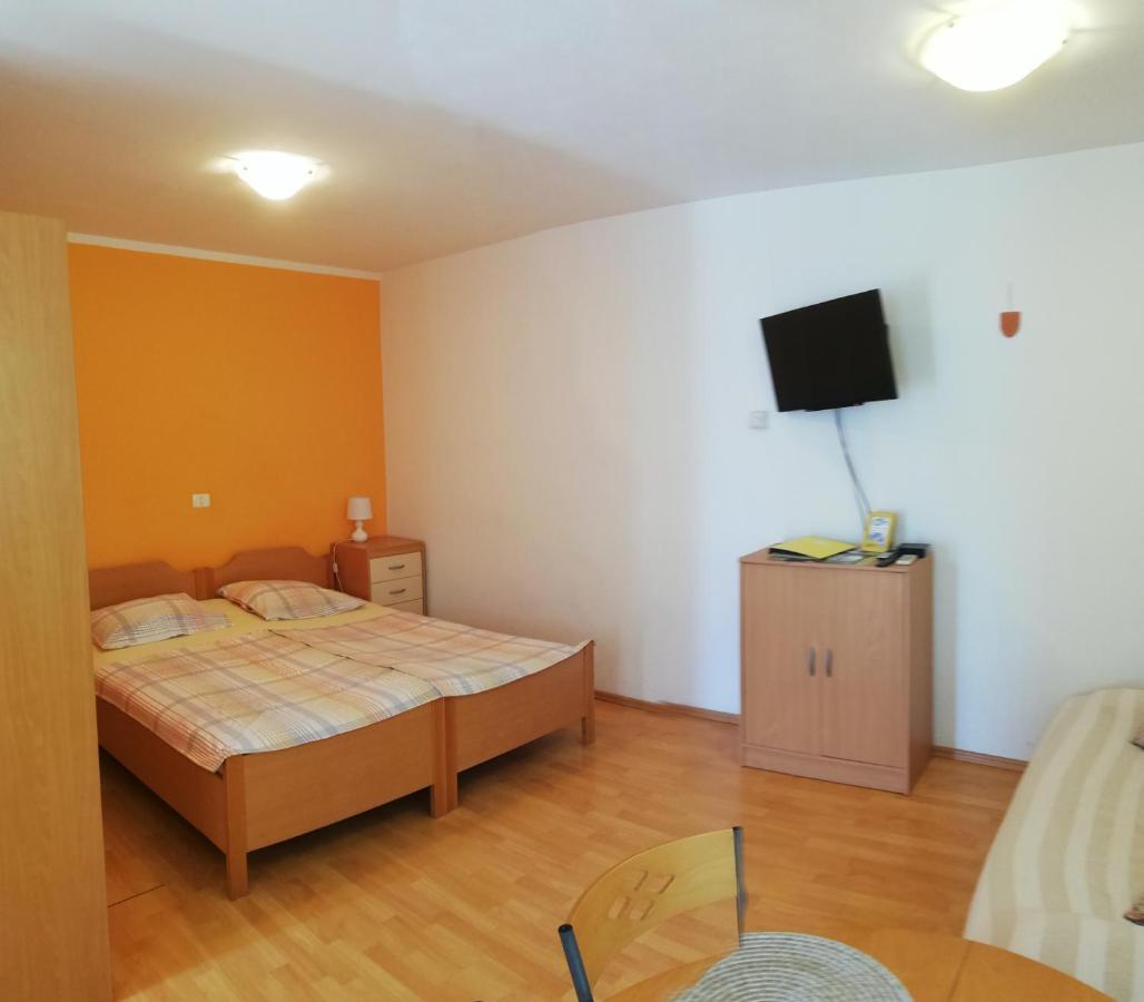 Apartma Brnistra Ginestra 科佩尔 外观 照片